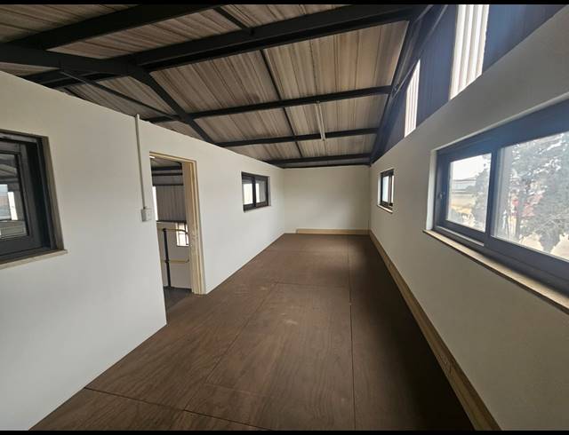540M² WAREHOUSE TO LET IN ALRODE